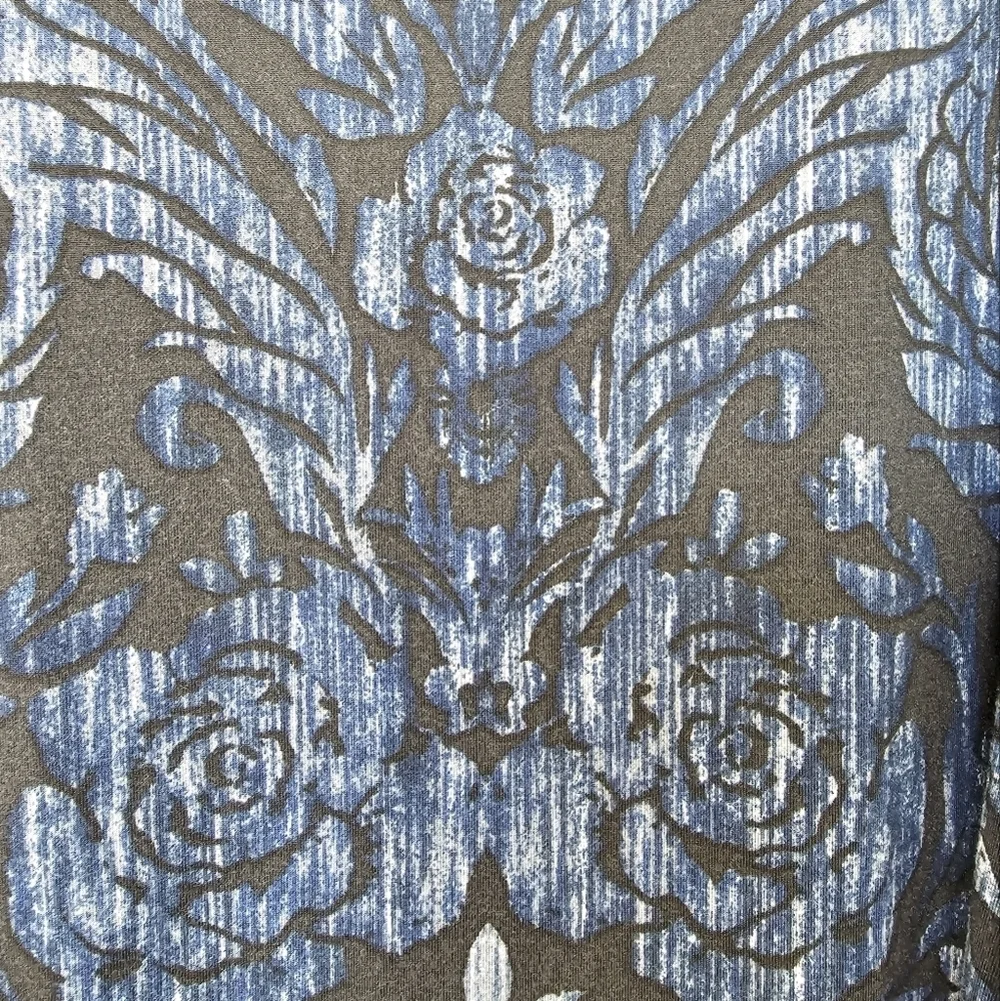 Belle Kim Gravel Pullover Top Tie Waist 3/4 Sleeve Black Heather Blue Rose Motif - Picture 6 of 11